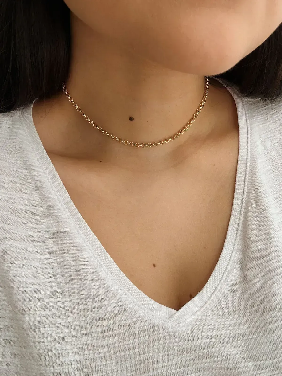 CHOKER ELO PORTUGUÊS. 35CM DE COMPRIMENTO COM EXTENSOR DE 5CM. BANHADO A OURO 18K.